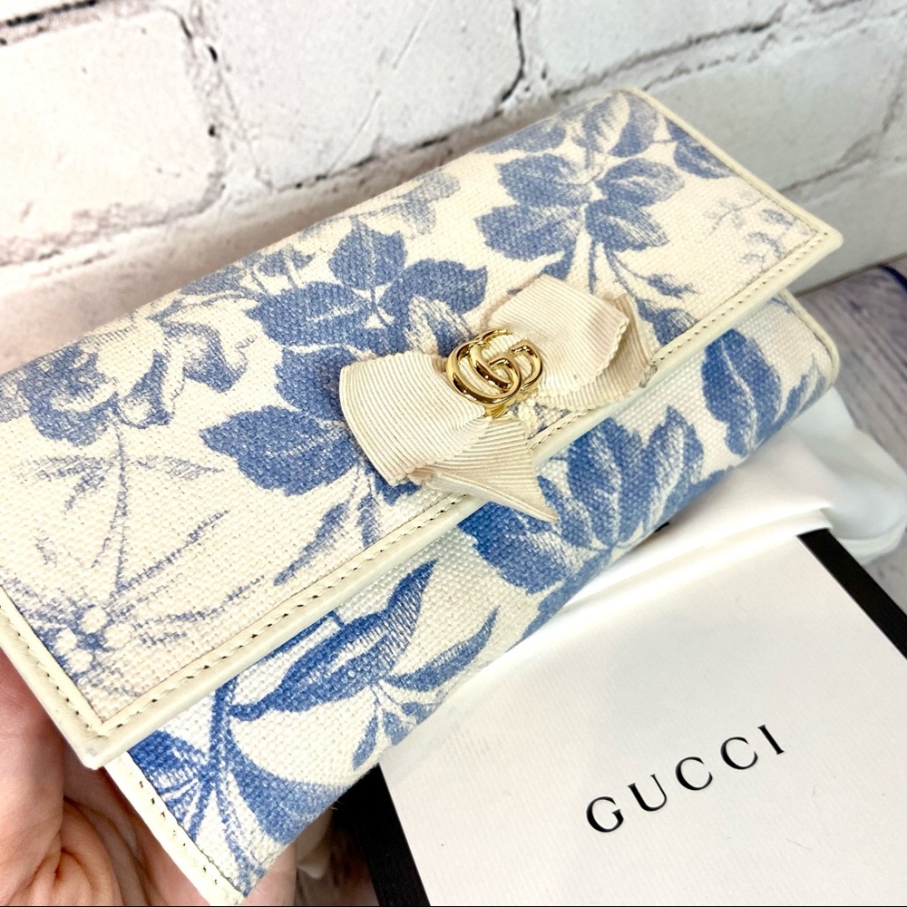 Gucci Marmont blue floral canvas wallet crossbody w/box, dust bag & bag charm - Picture 14 of 16